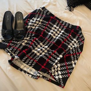Women’s Plus SZ Plaid Flare Skirt (18-20)